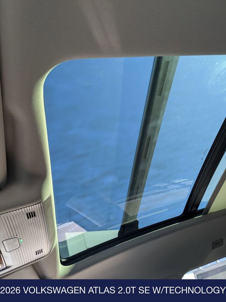 New 2026 Volkswagen Atlas SE image 30