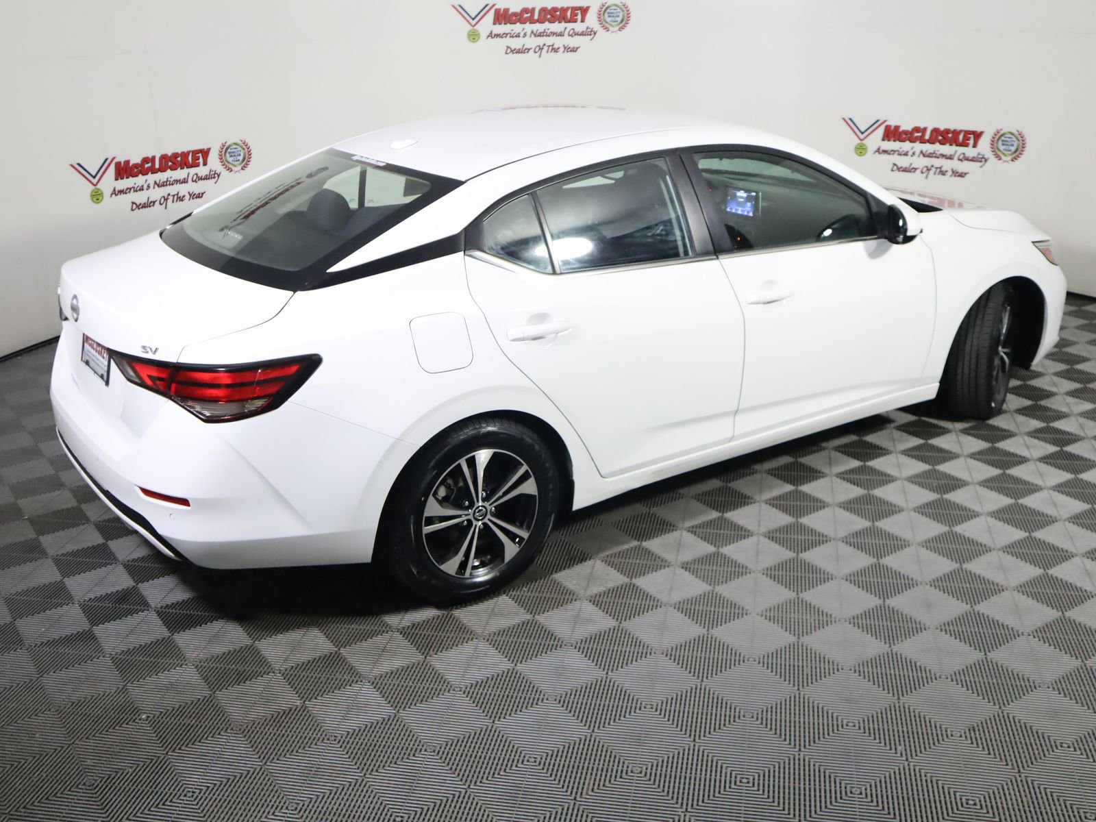 Used 2023 Nissan Sentra SV FWD image 4