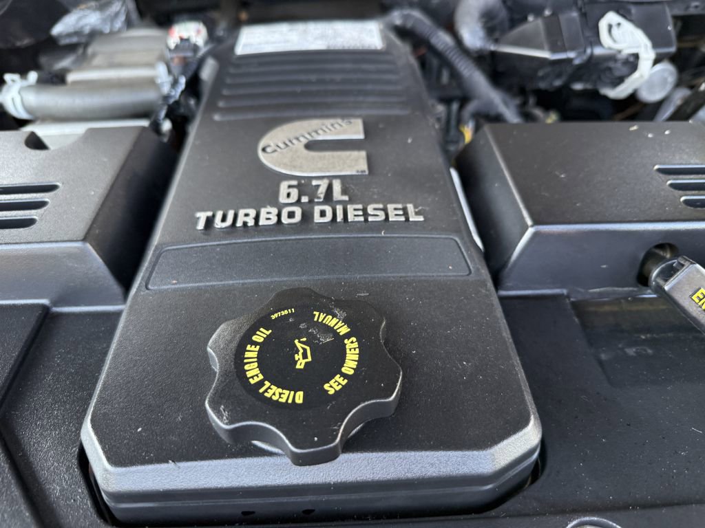 Used 2018 RAM 5500 SLT w/ Quick Order Package 29G SLT image 9