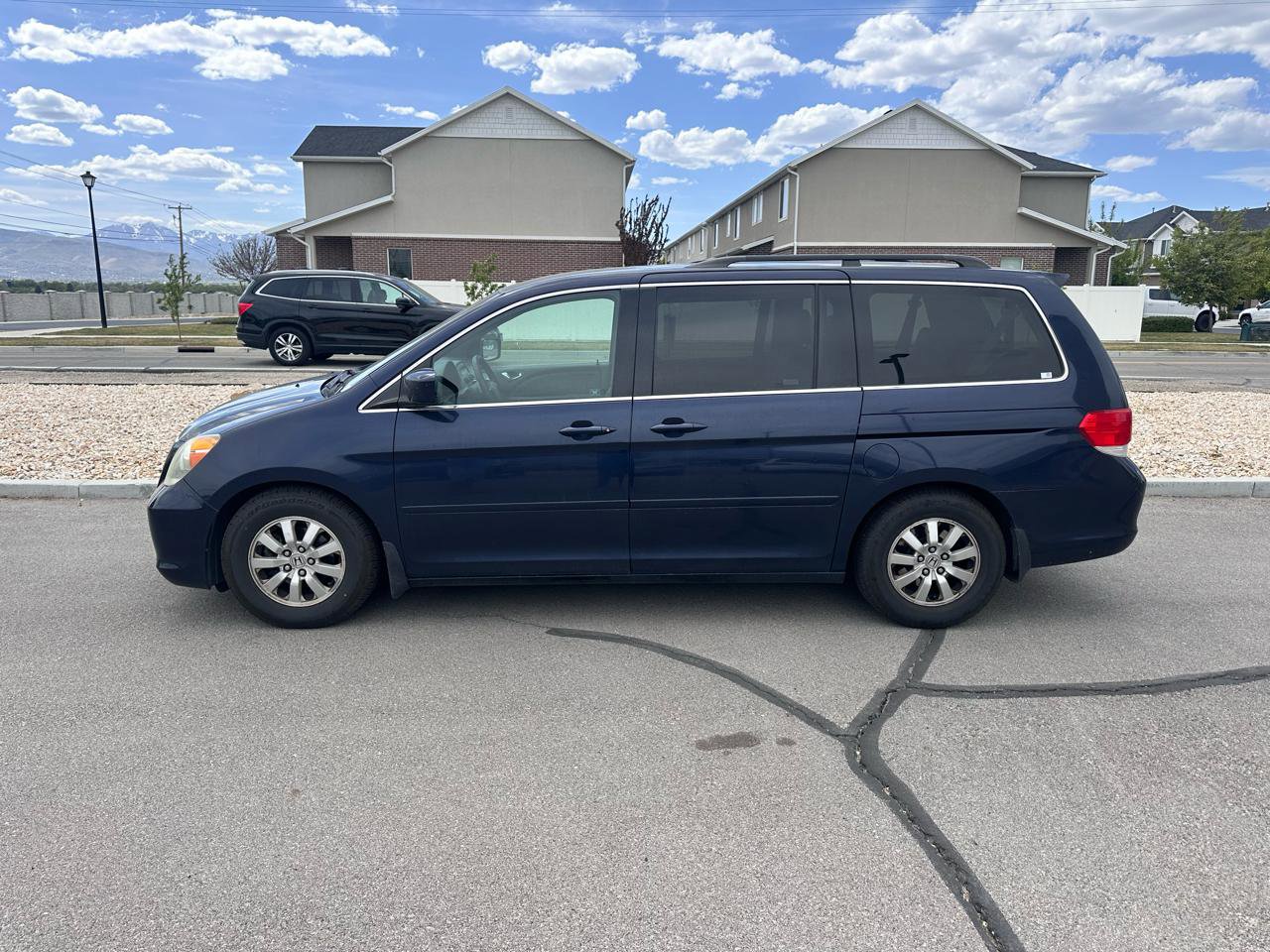 Used 2008 Honda Odyssey EX image 3