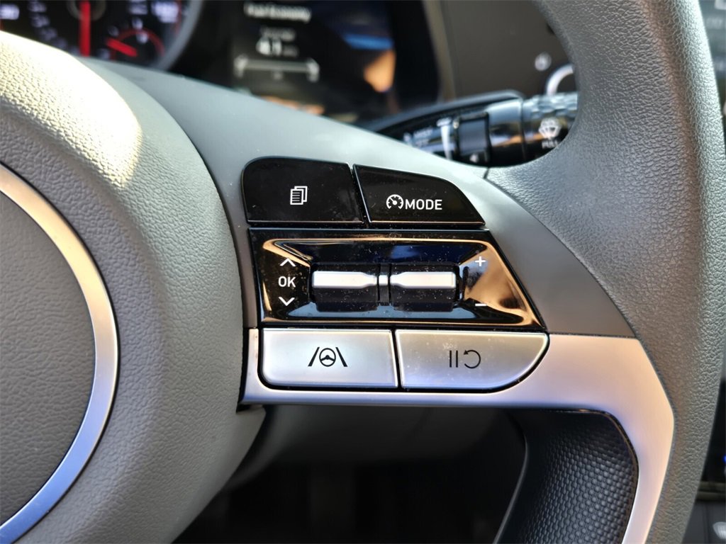 Certified 2023 Hyundai Elantra SEL w/ Cargo Package image 25