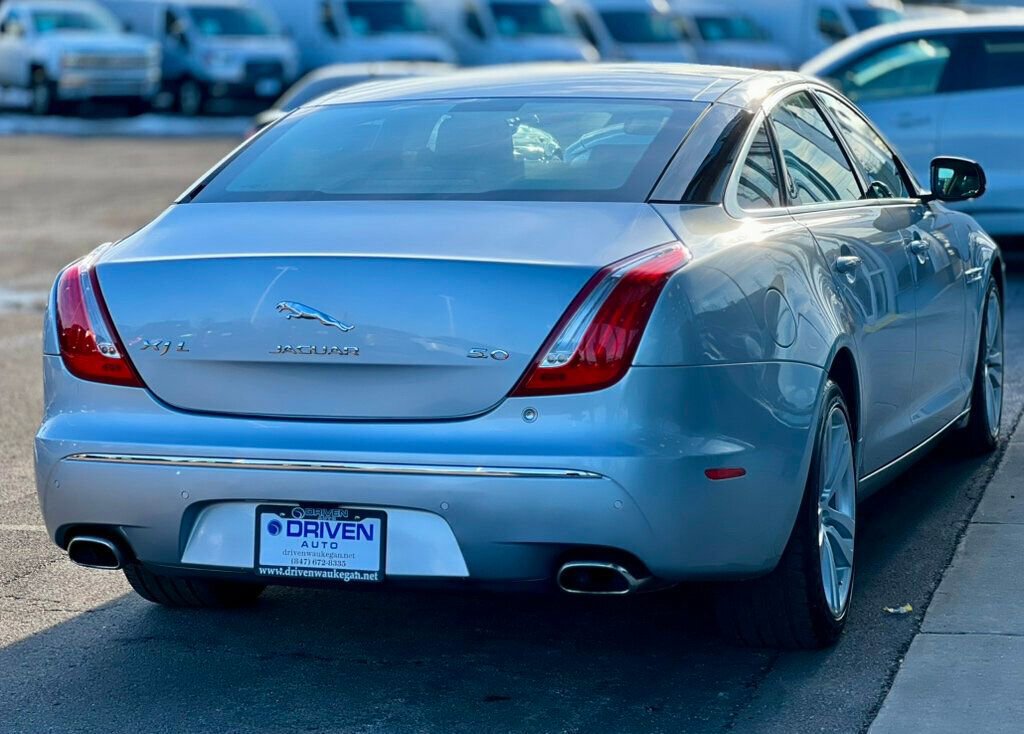 Used 2011 Jaguar XJ L image 5
