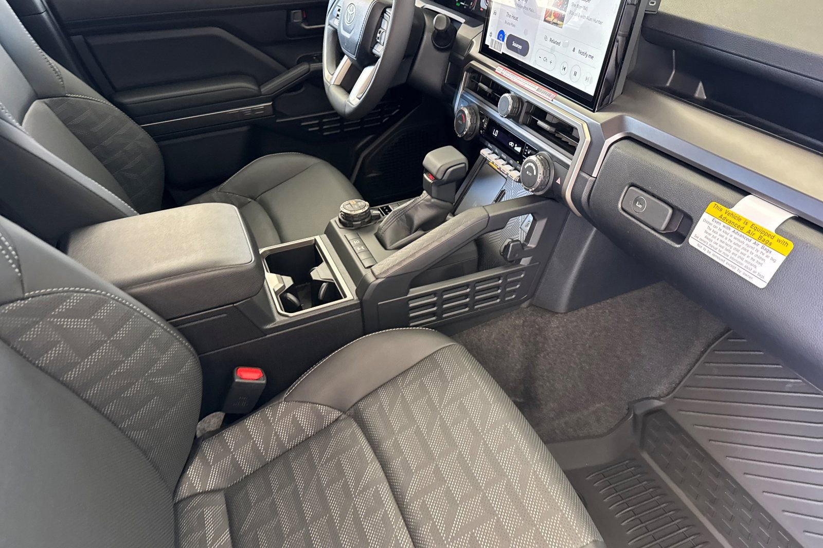 New 2026 Toyota 4Runner Limited AWD/4WD image 16