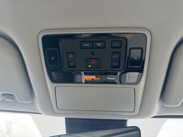 Used 2026 Toyota Grand Highlander AWD image 31