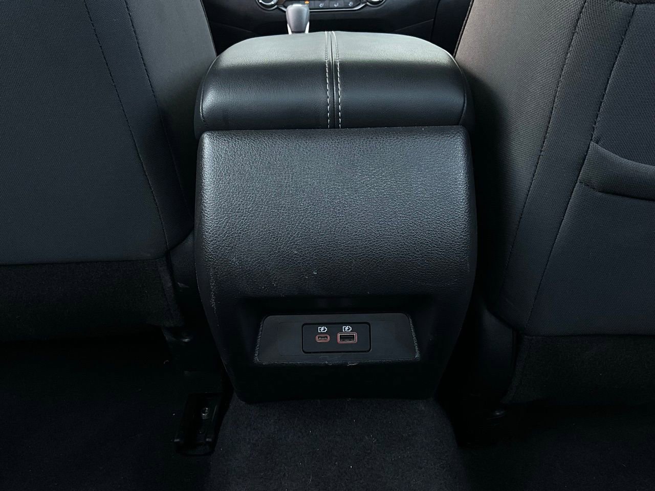 Used 2025 Nissan Altima 2.5 SV image 13