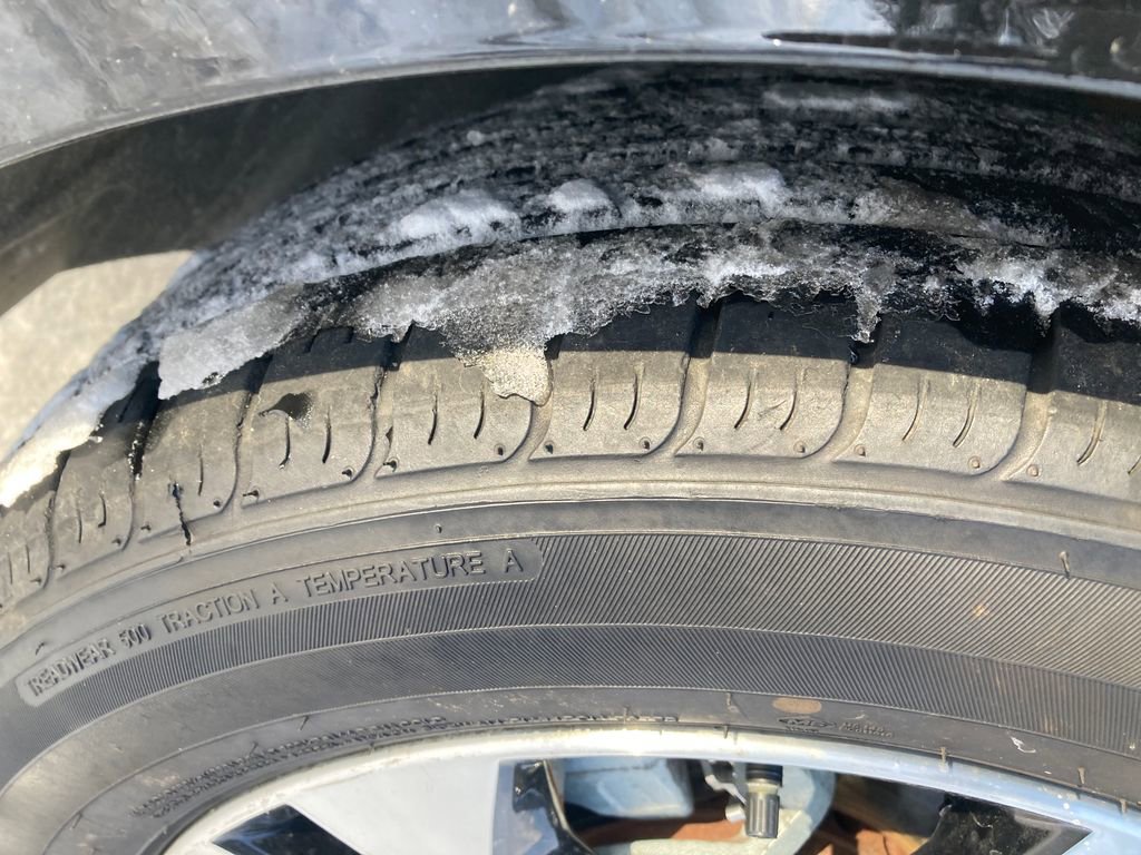 Used 2021 Nissan Sentra SV image 38