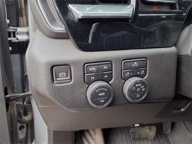 Used 2023 Chevrolet Silverado 1500 RST image 18