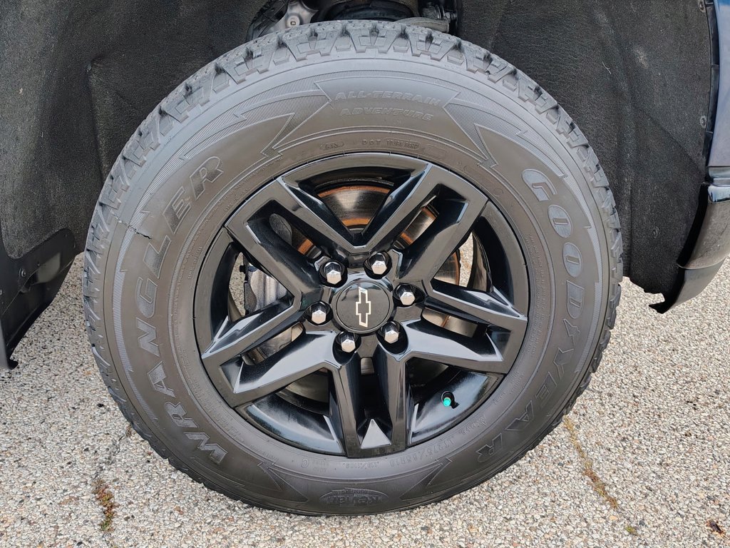 Certified 2021 Chevrolet Silverado 1500 LT Trail Boss w/ Convenience Package II AWD/4WD image 14