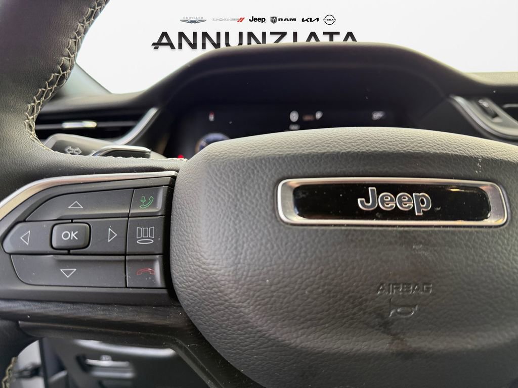 Certified 2025 Jeep Grand Cherokee Laredo X w/ Luxury Tech Group I image 25