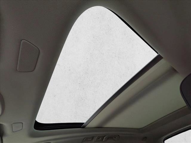 New 2026 Volvo XC60 B5 Plus w/ Climate Package image 15