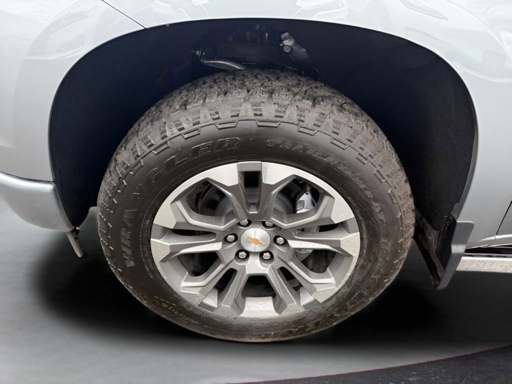 Used 2026 Chevrolet Silverado 1500 High Country w/ Technology Package image 18