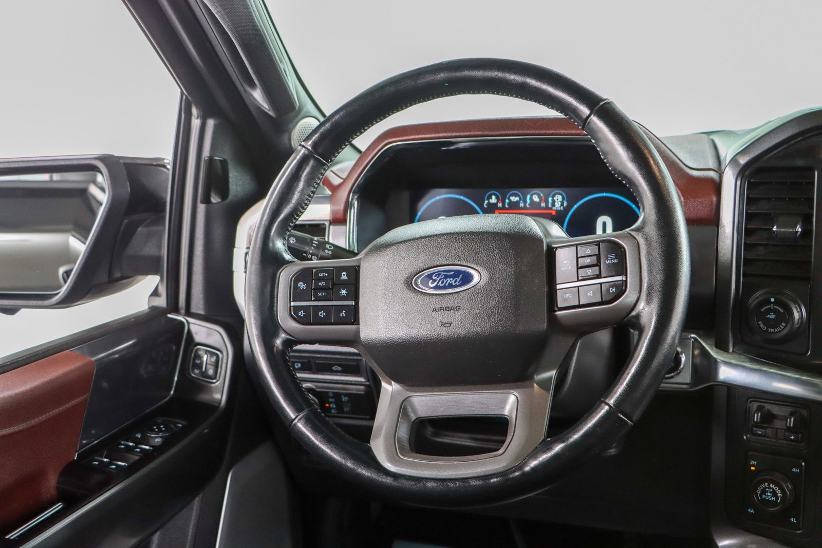 Used 2022 Ford F150 Lariat w/ Equipment Group 502A High image 14