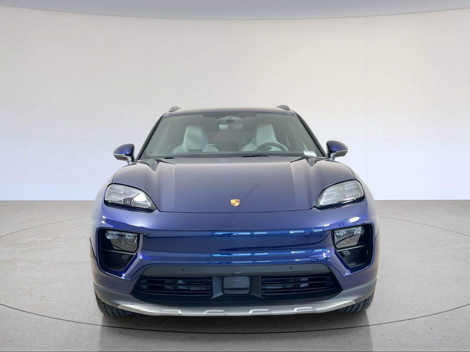 New 2026 Porsche Macan Electric RWD image 11