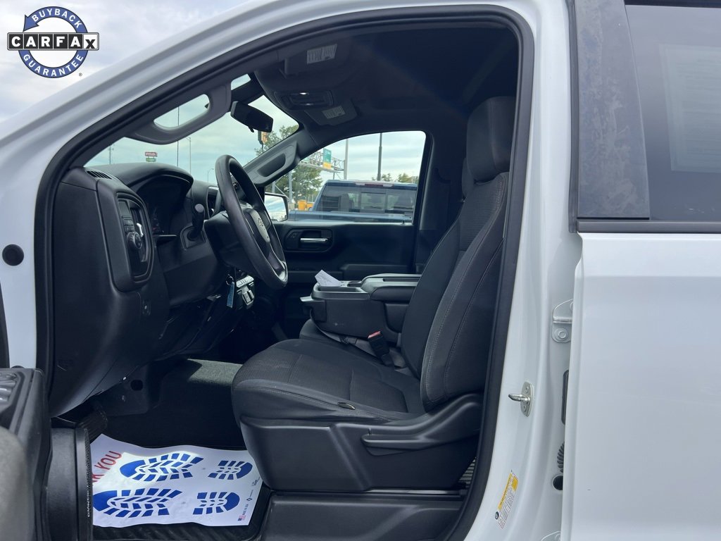 Used 2020 Chevrolet Silverado 1500 Custom w/ Custom Value Package image 8