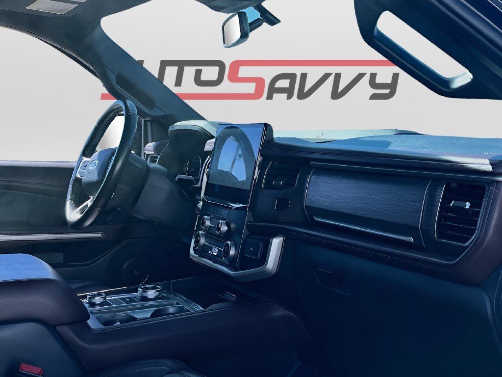 Used 2024 Ford Expedition Limited AWD/4WD image 30