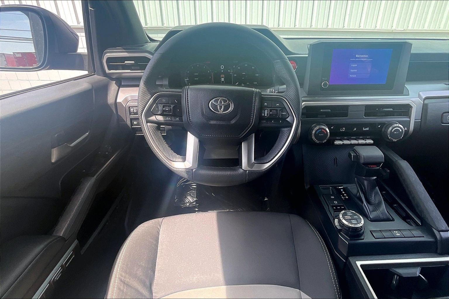 Used 2025 Toyota Tacoma TRD Off-Road AWD/4WD image 6
