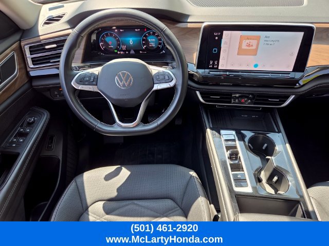 Used 2025 Volkswagen Atlas SE AWD/4WD image 12