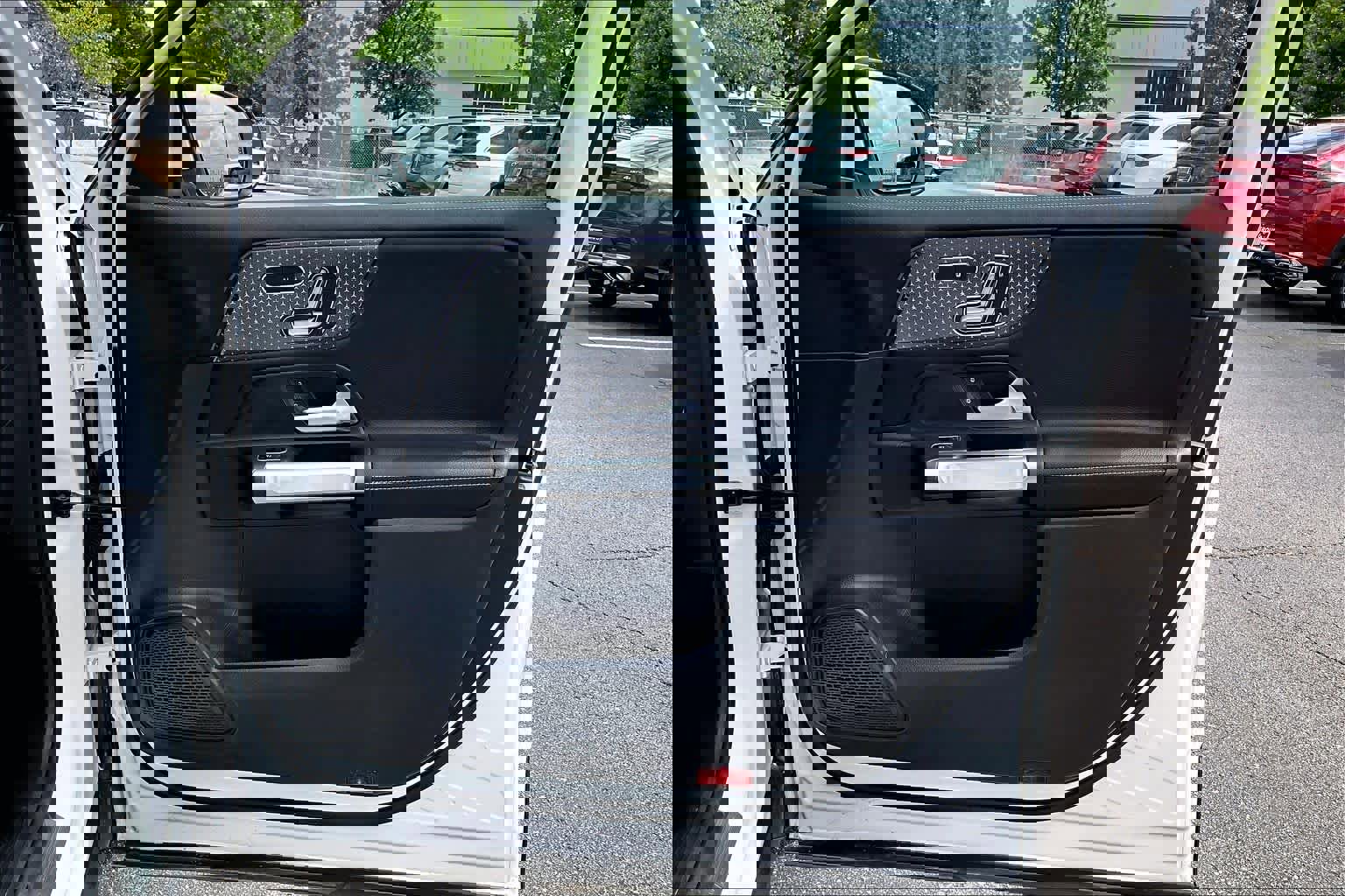 Certified 2024 Mercedes-Benz GLB 250 image 23