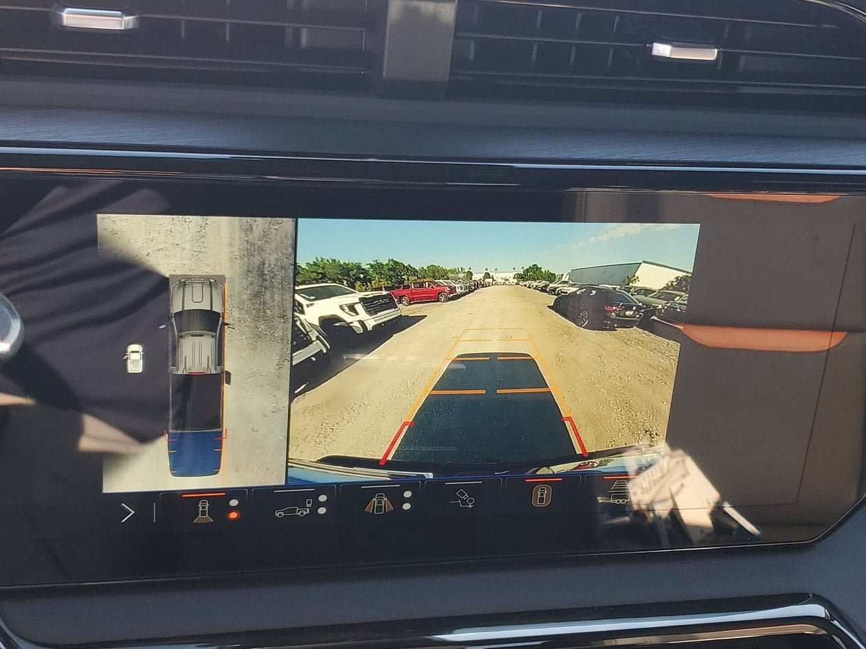 New 2026 GMC Sierra 3500 AT4 w/ AT4 Premium Plus Package AWD/4WD image 23