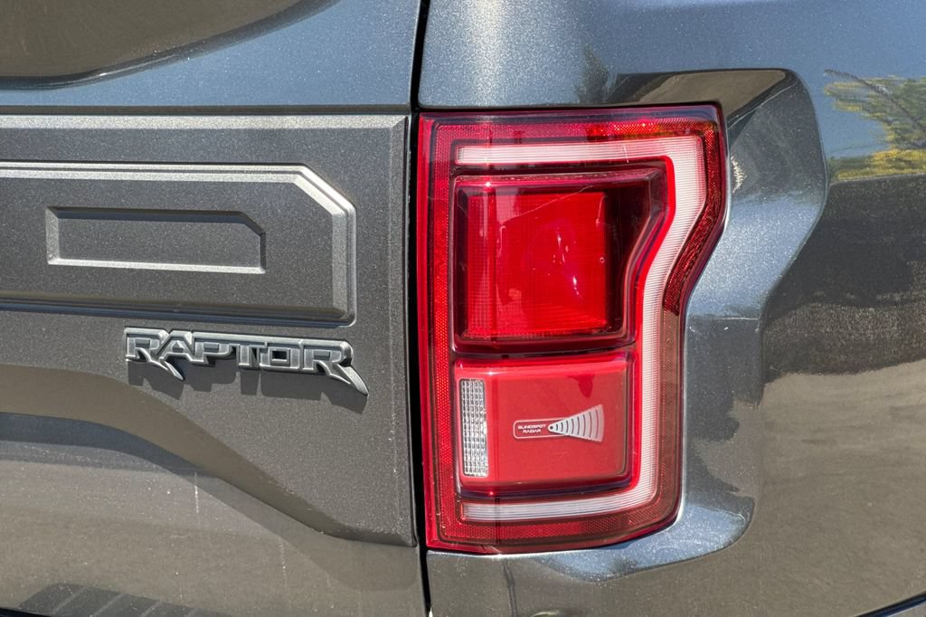 Used 2018 Ford F150 Raptor w/ Equipment Group 802A Luxury AWD/4WD image 25