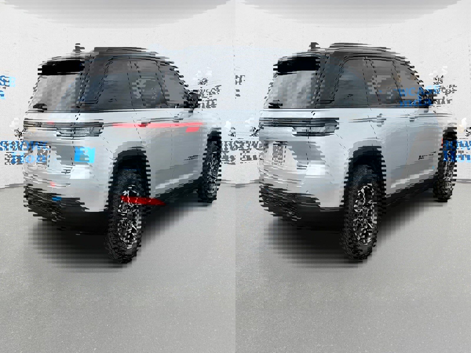 Used 2022 Jeep Grand Cherokee Trailhawk w/ Advanced Protech Group II image 7