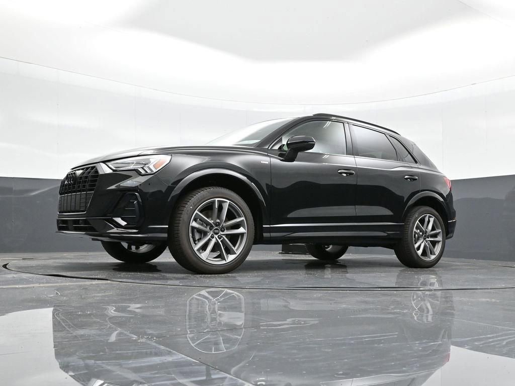 New 2025 Audi Q3 2.0T Premium image 24