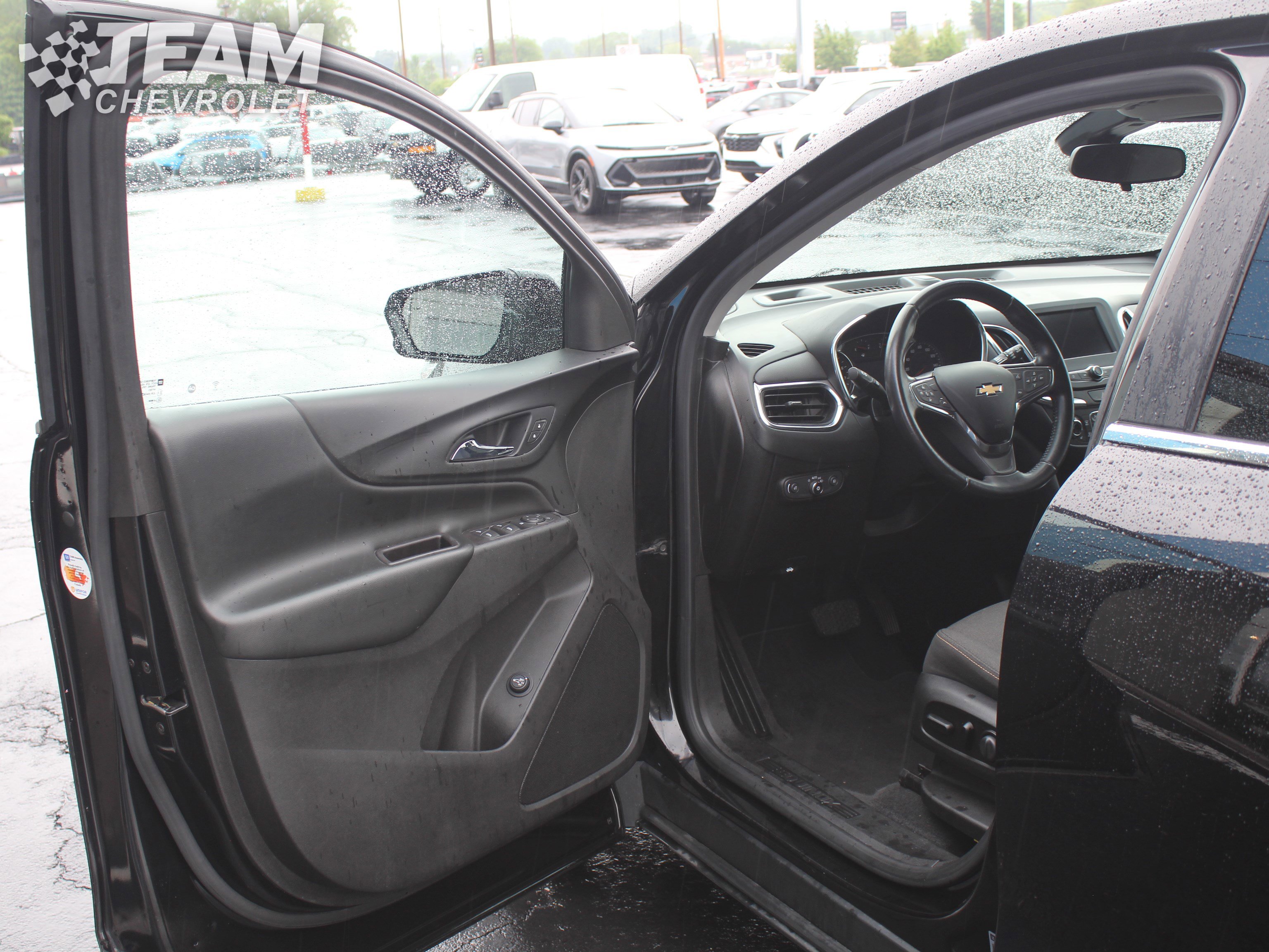 Used 2021 Chevrolet Equinox LT AWD/4WD image 10