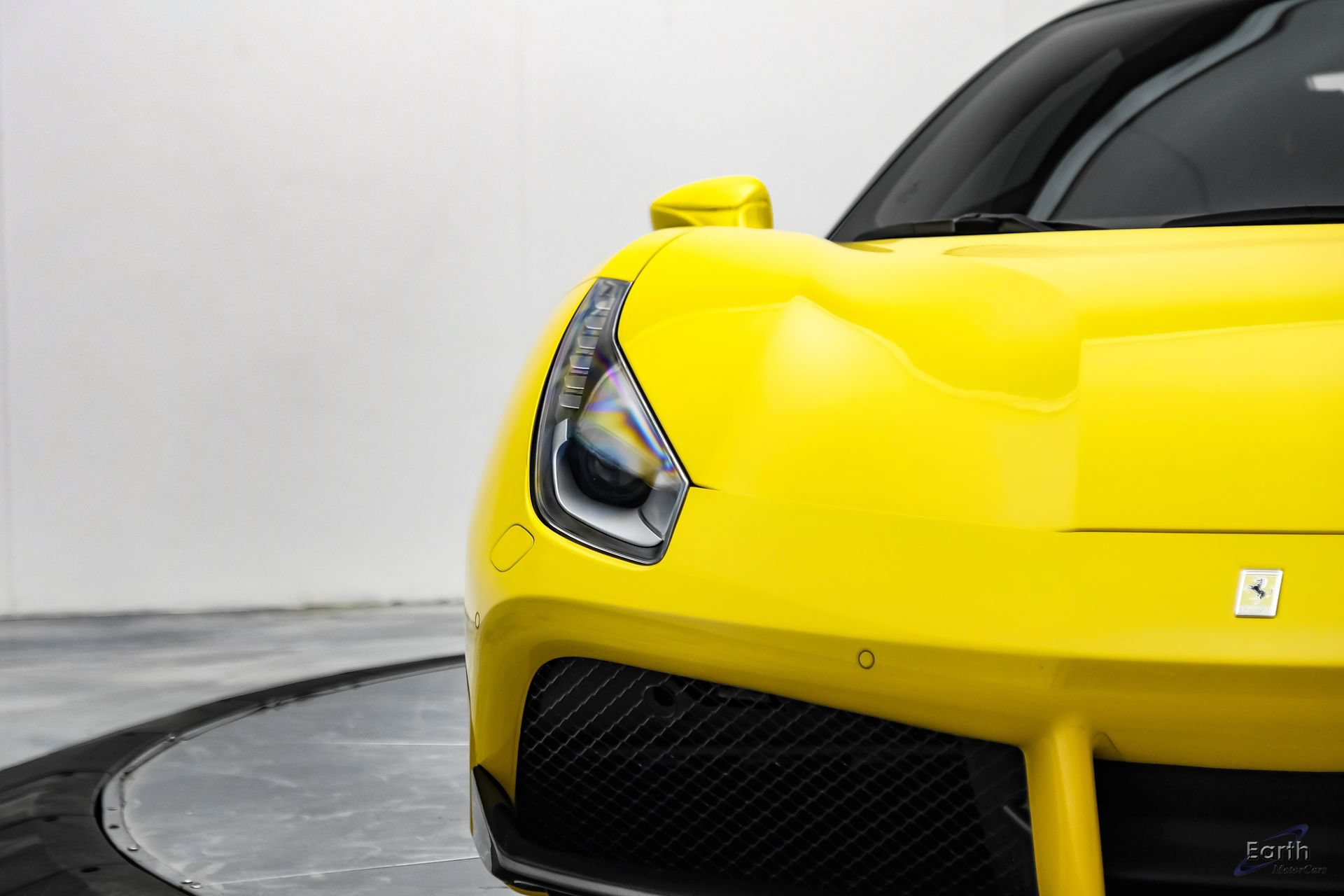 Used 2019 Ferrari 488 GTB RWD image 38