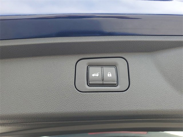 Used 2025 INFINITI QX80 Pure image 8