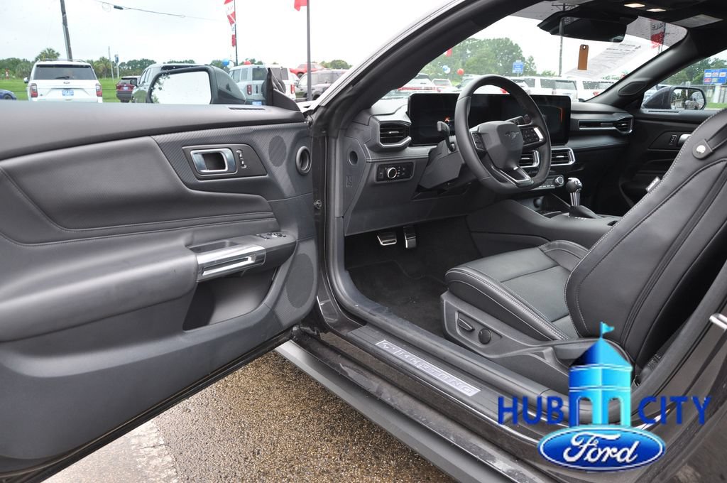 Used 2024 Ford Mustang GT Premium RWD image 11