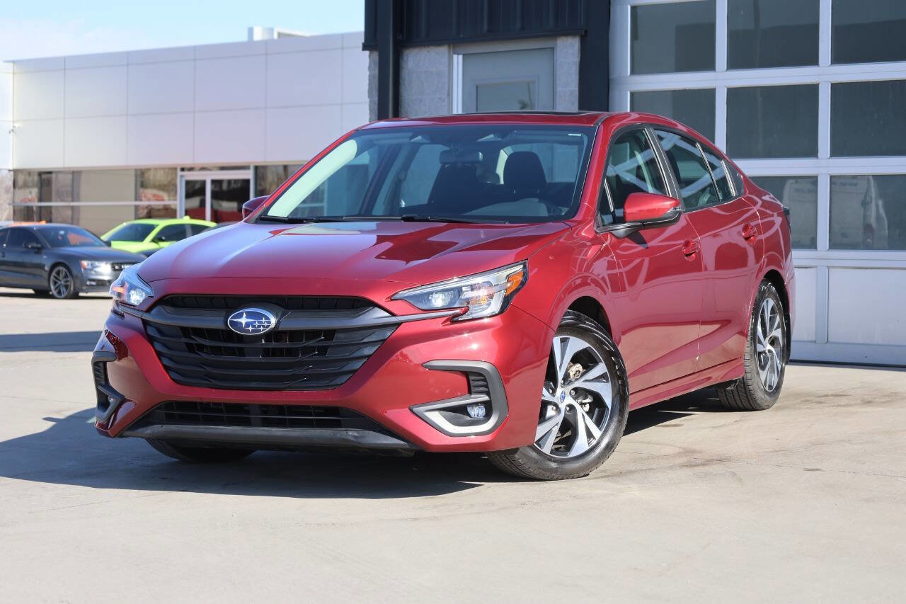 Used 2025 Subaru Legacy Premium AWD/4WD image 3