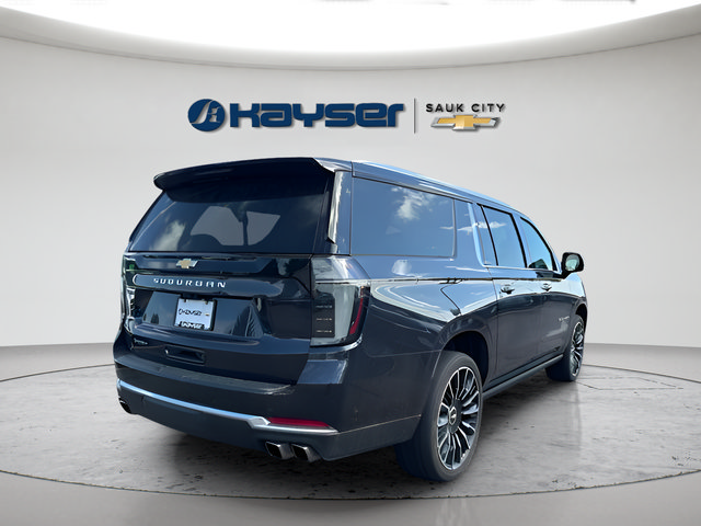 Certified 2025 Chevrolet Suburban High Country AWD/4WD image 10