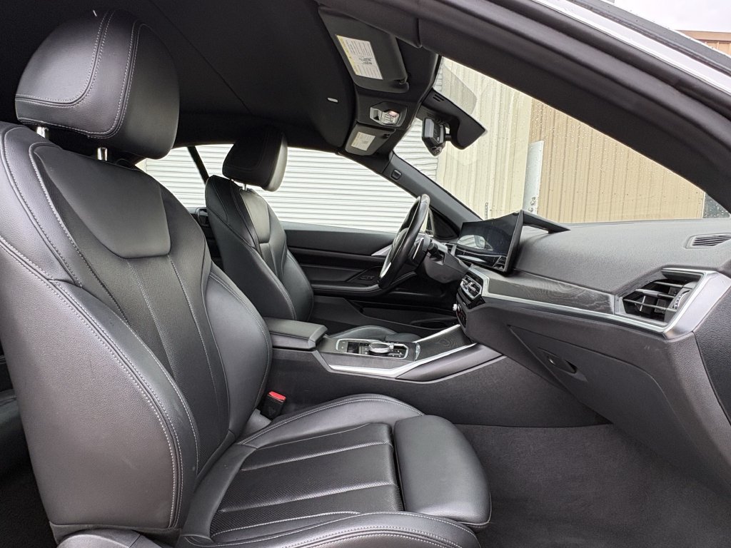 Used 2024 BMW 430i Convertible RWD image 27