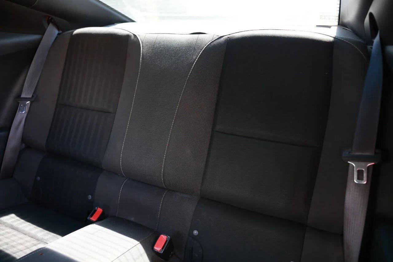 Used 2014 Chevrolet Camaro LS RWD image 29