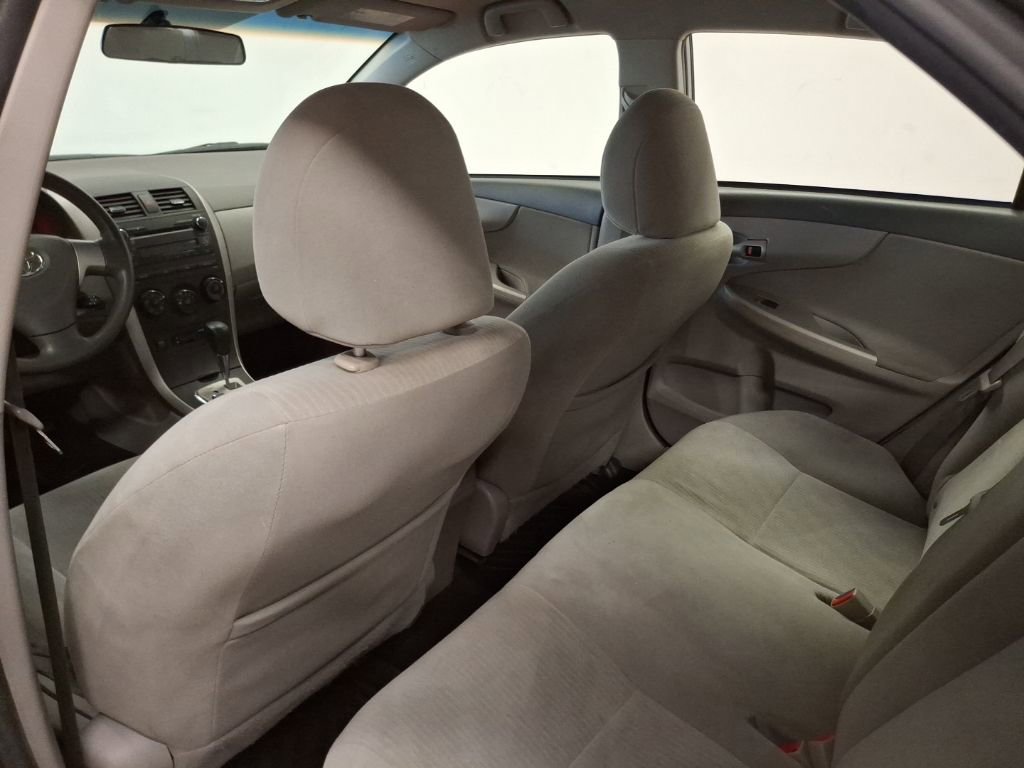 Used 2010 Toyota Corolla LE image 16