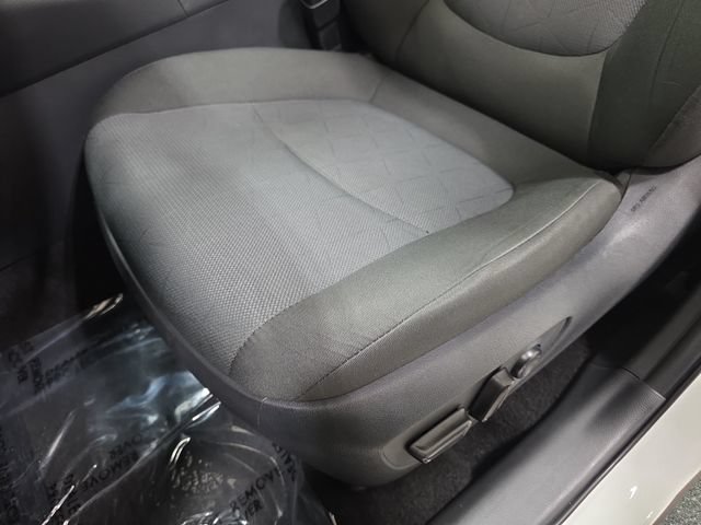 Certified 2025 Toyota RAV4 XLE FWD image 24