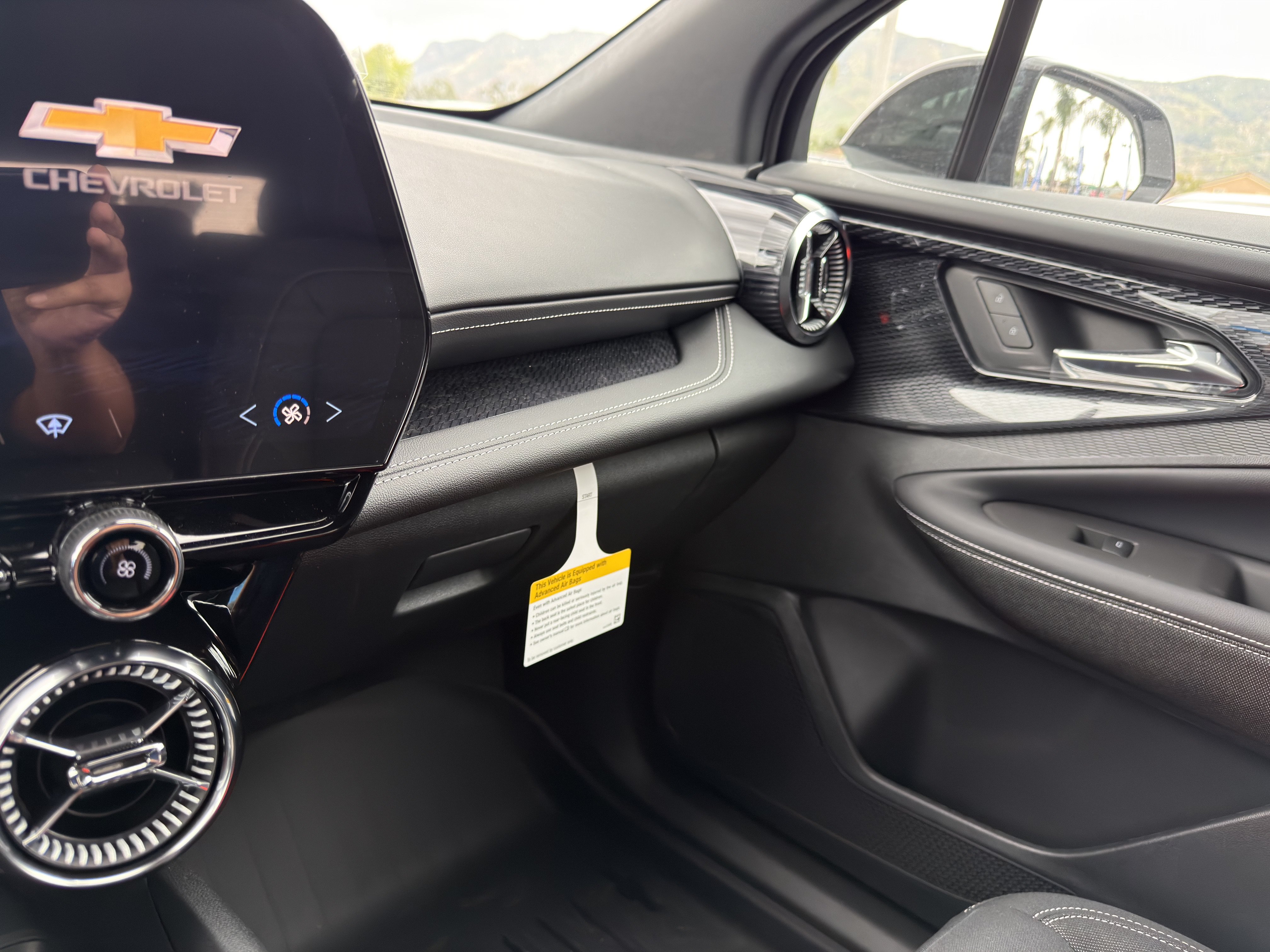 New 2026 Chevrolet Blazer EV LT w/ Midnight/Sport Edition FWD image 34