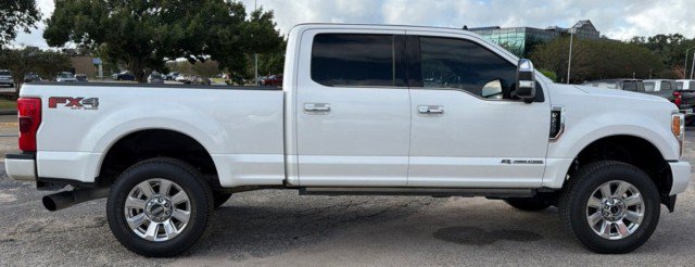 Used 2019 Ford F250 Platinum w/ Platinum Ultimate Package AWD/4WD image 6