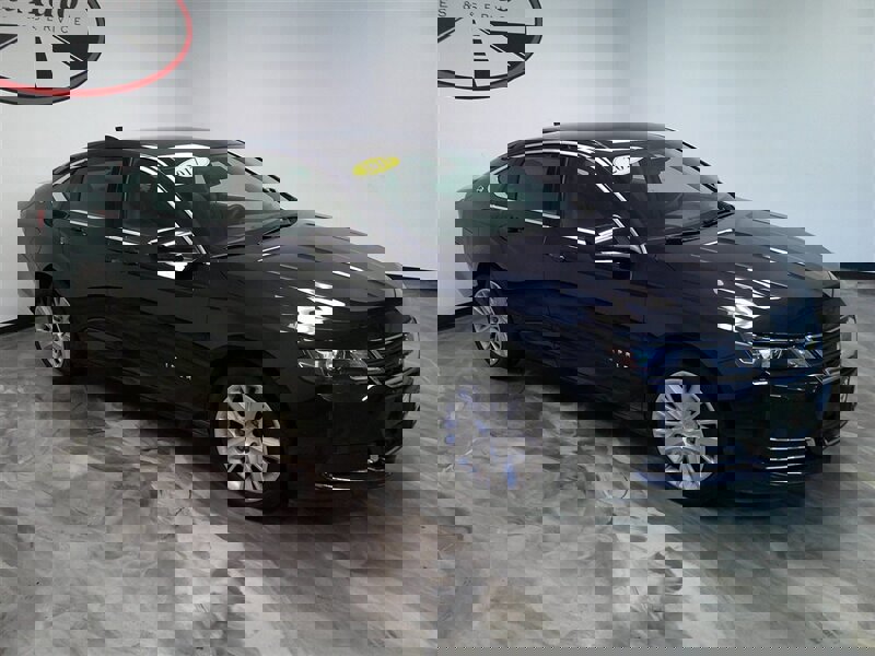 Used 2017 Chevrolet Impala LS image 4