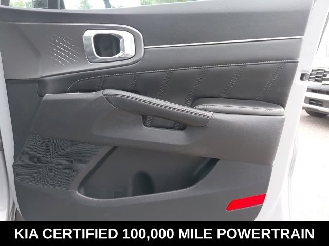 Certified 2023 Kia Sorento SX FWD image 28