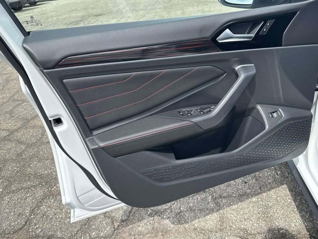 Certified 2024 Volkswagen Jetta GLI Autobahn w/ GLI Black Package image 16