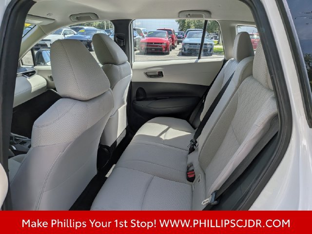 Used 2024 Toyota Corolla Cross L FWD image 11