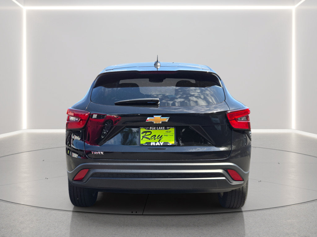 Certified 2024 Chevrolet Trax LS w/ LS Convenience Package FWD image 7
