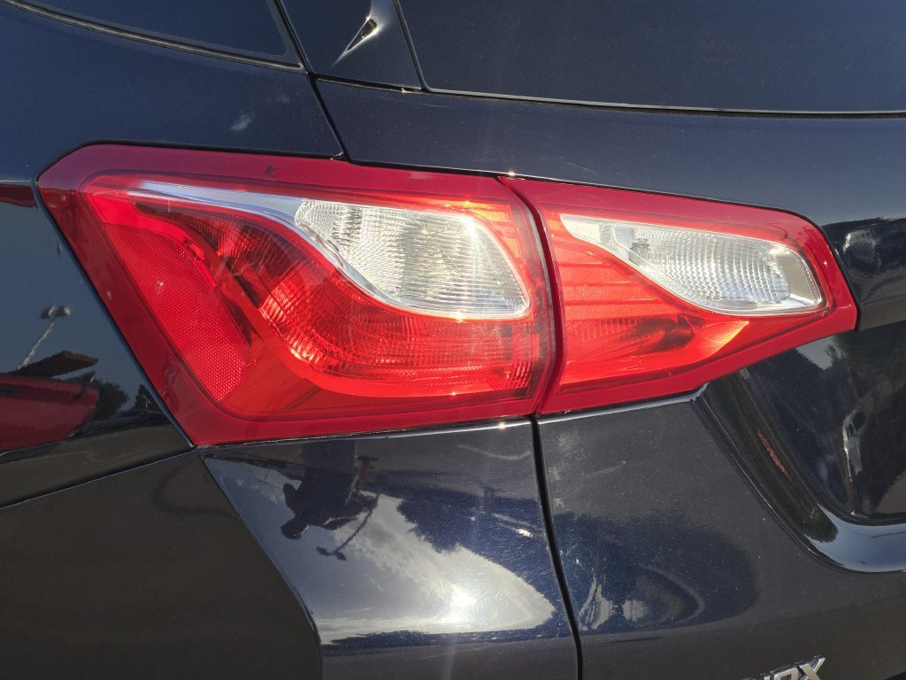 Used 2021 Chevrolet Equinox LT AWD/4WD image 14