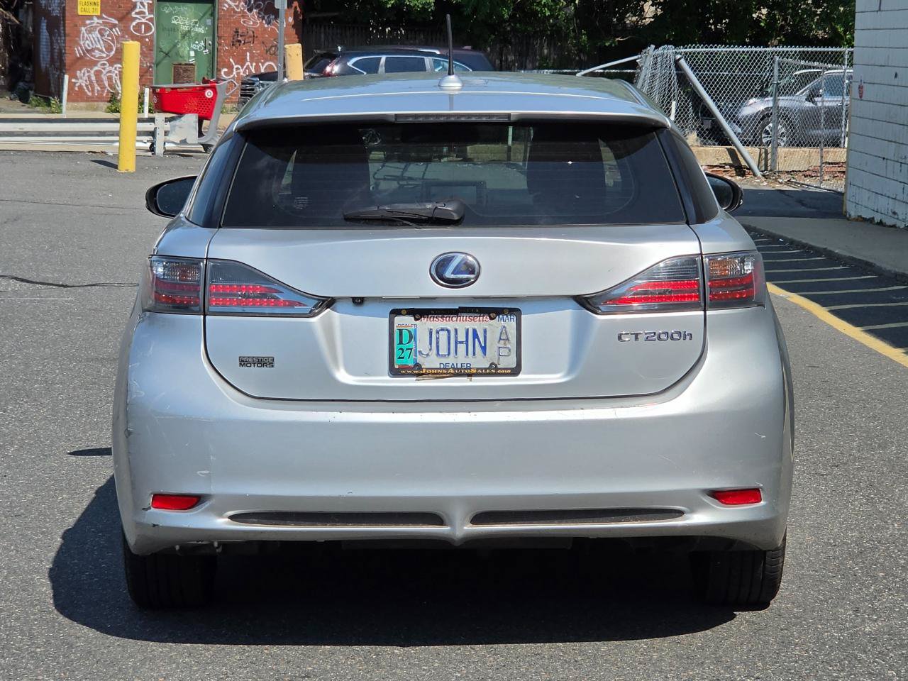 Used 2013 Lexus CT 200h w/ F Sport Pkg w/Nuluxe Trim FWD image 6
