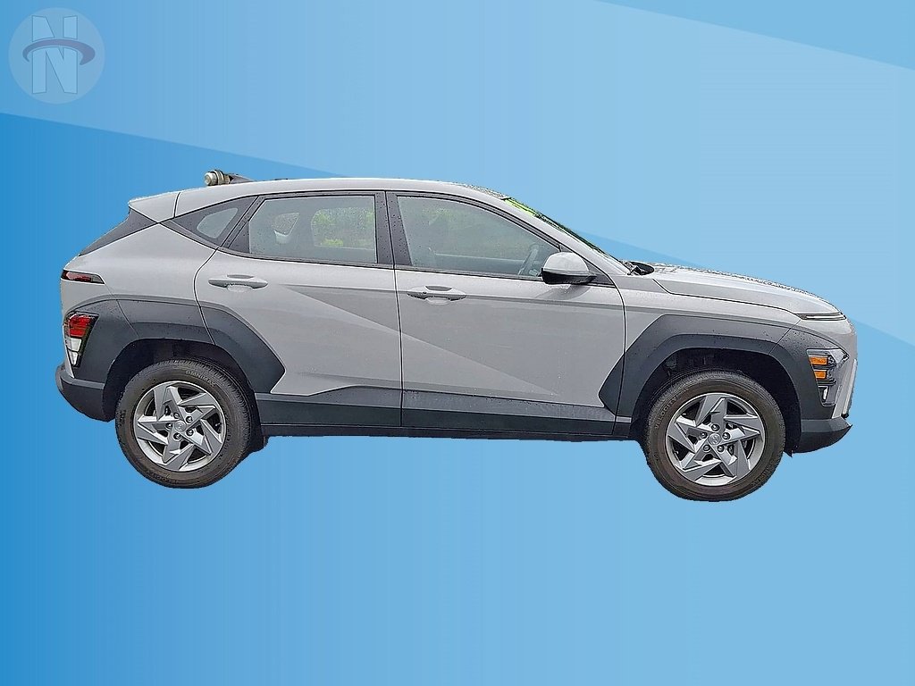 Used 2024 Hyundai Kona SE AWD/4WD image 9