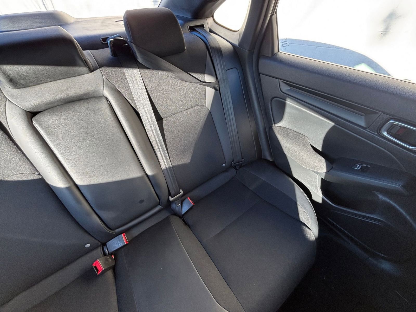 Used 2025 Honda Civic Sport image 37