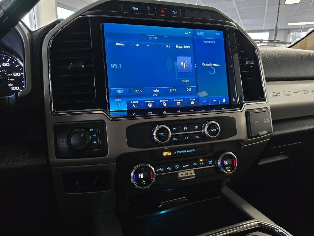 Used 2022 Ford F250 Lariat image 25