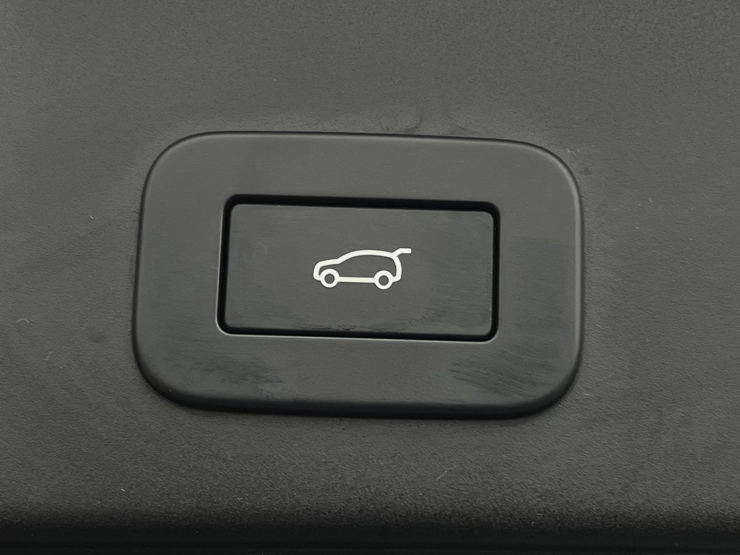 Used 2024 Land Rover Range Rover Evoque Dynamic SE image 48