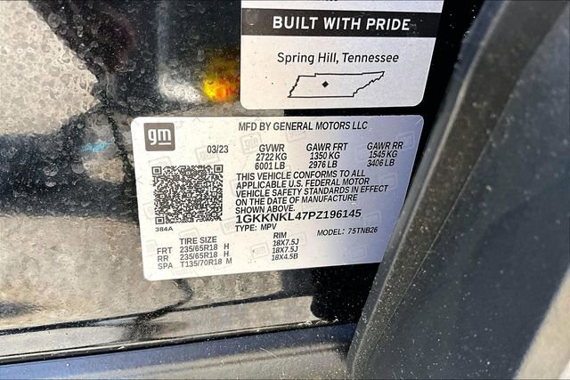 Used 2023 GMC Acadia SLE w/ Driver Convenience Package FWD image 16